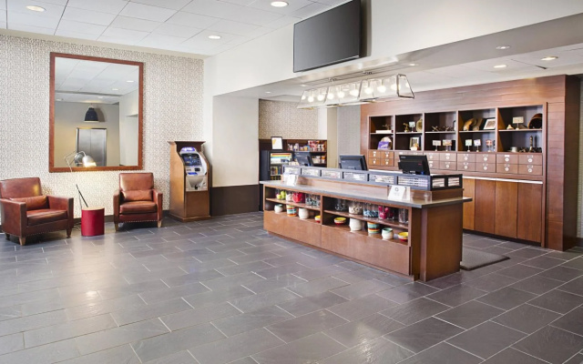 photo 2 of Four Points By Sheraton Philadelphia Airport