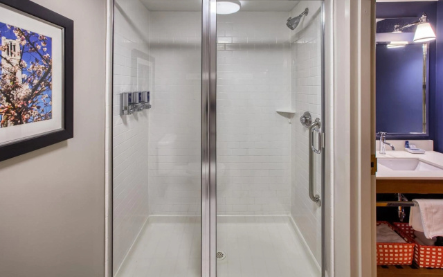 photo 4 of Four Points By Sheraton Raleigh Durham Airport