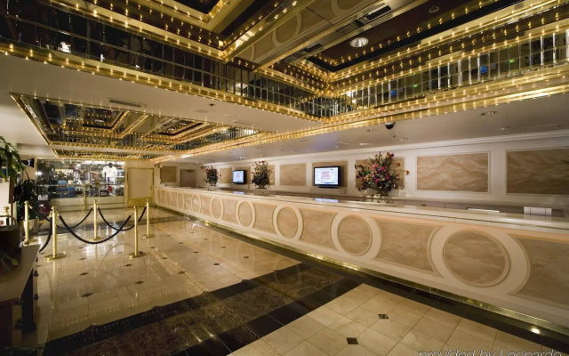 photo 2 of Four Queens Hotel and Casino