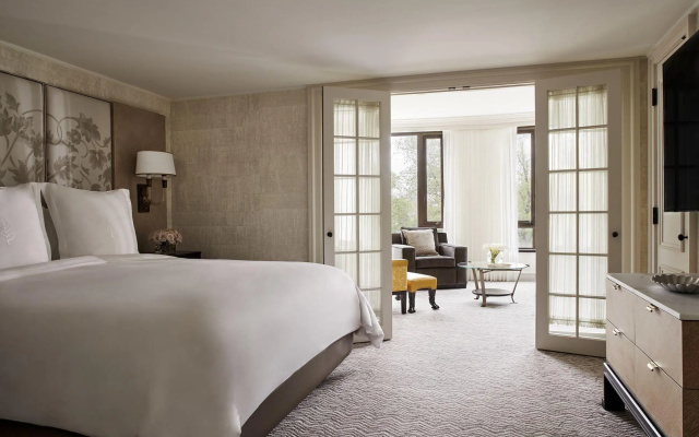 photo 2 of Four Seasons Hotel Boston