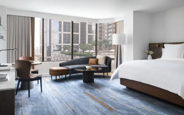 photo 4 of Four Seasons Houston Hotel