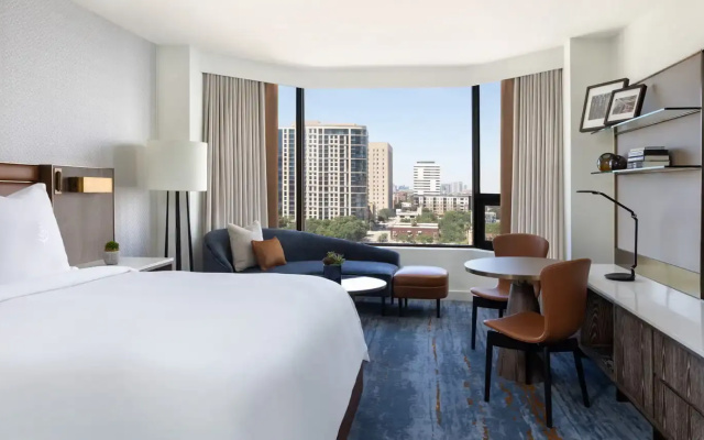 photo 5 of Four Seasons Houston Hotel