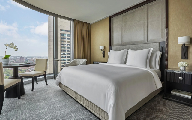 photo 3 of Four Seasons Hotel One Dalton Street, Boston