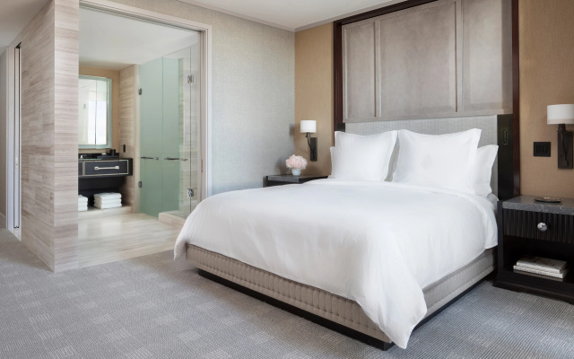 photo 5 of Four Seasons Hotel One Dalton Street, Boston