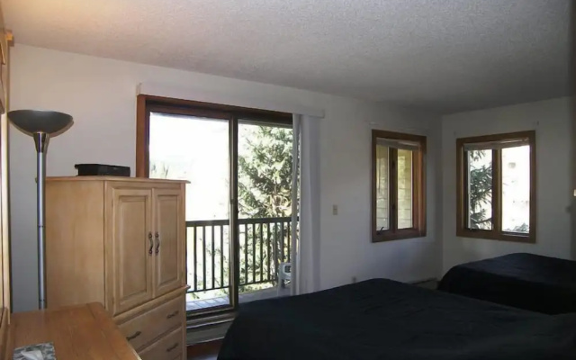 photo 4 of Fox Pine Lodge 4 Bed 4 Bath Condo