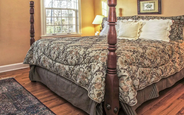 photo 3 of Foxfield Inn