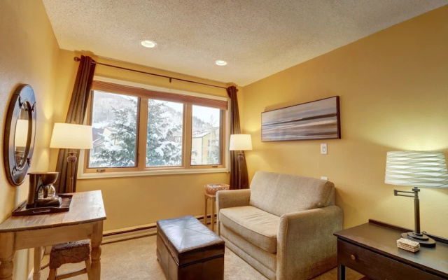photo 3 of Fp209 Fox Pine Inn 1 Bedroom Condo by RedAwning