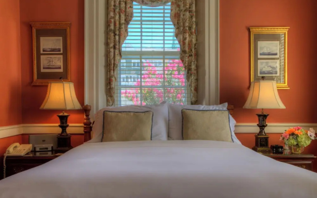photo 4 of Francis Malbone House Inn
