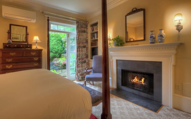 photo 5 of Francis Malbone House Inn