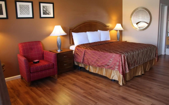 photo 5 of Franciscan Inn