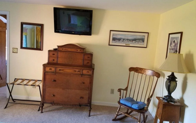 photo 2 of Franconia Notch Guest House