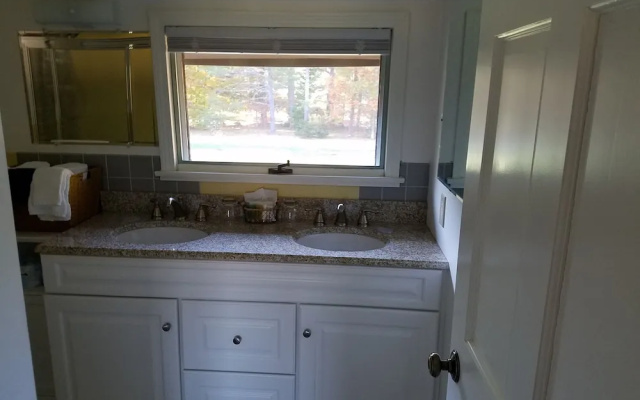 photo 3 of Franconia Notch Guest House