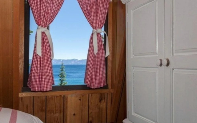 photo 3 of Fraser Lakefront Rental Cabin by RedAwning