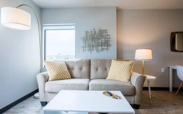 photo 4 of Free Parking | Fast Wifi | Amazing Views & More!