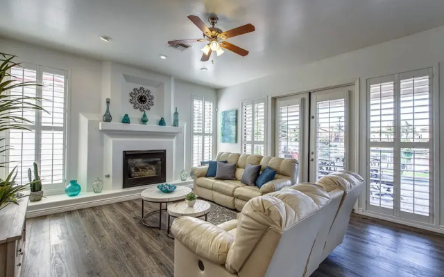 photo 2 of Freeport - 4 Br home by RedAwning