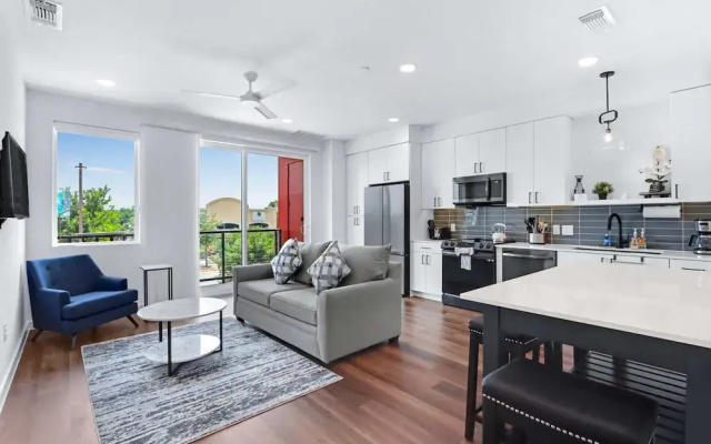 photo 4 of Chic Condo Minutes to Downtown, Gruene, & More