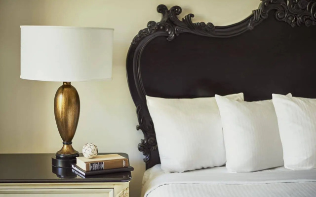 photo 4 of French Quarter Inn