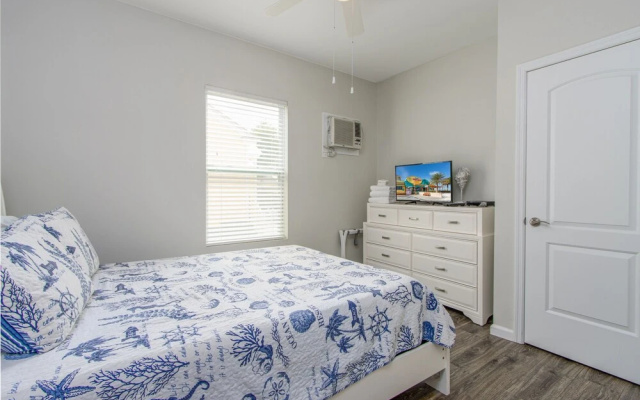 photo 3 of Frenchy's S On East Shore 486 3 Bedroom Home by Redawning