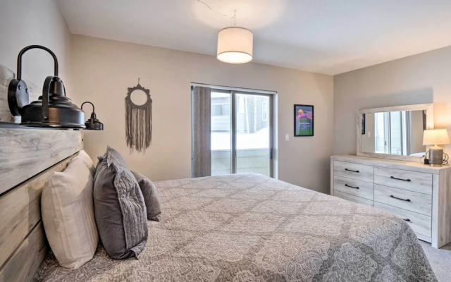 photo 3 of Frisco Condo w/ 2 Hot Tubs: Steps to Lake Dillon