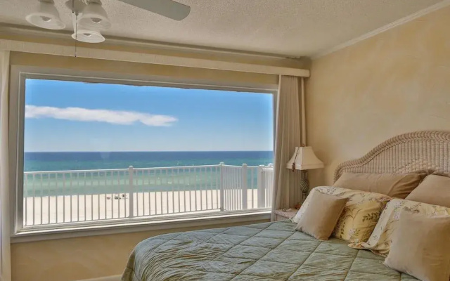 photo 3 of Front Beach House 22423 by RedAwning