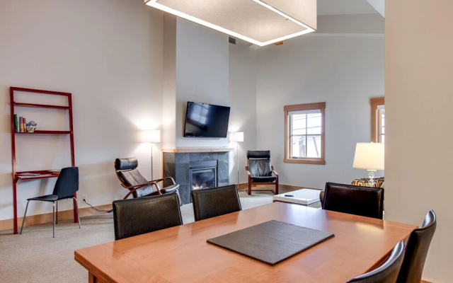 photo 2 of Front Street Suites