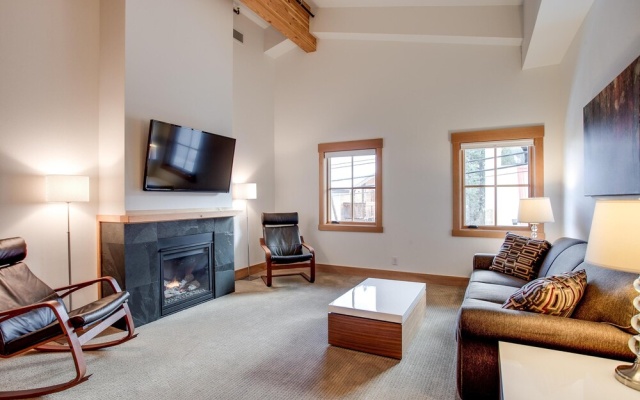 photo 3 of Front Street Suites