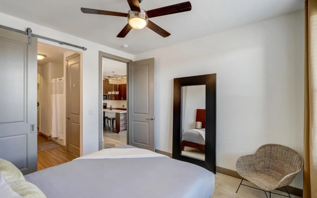 photo 3 of Frontdesk 1 BR Apt Near Arizona State University