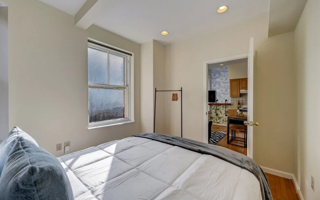 photo 3 of FRONTDESK 242 S 17th St Apts Rittenhouse Sq Philadelphia