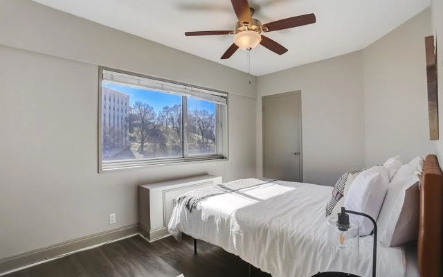 photo 3 of FRONTDESK 500 Fifth Apts Downtown Nashville