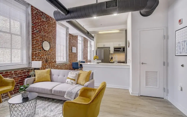 photo 2 of FRONTDESK Carriage Wheel Lofts Apts Philadelphia