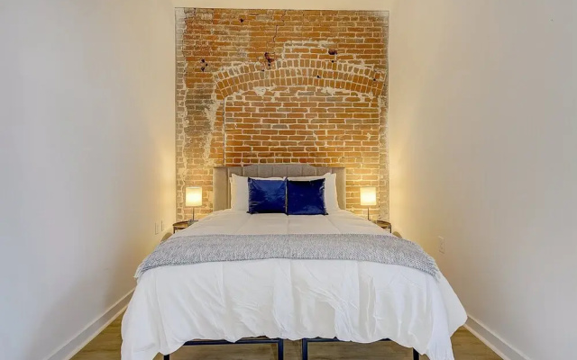 photo 3 of FRONTDESK Carriage Wheel Lofts Apts Philadelphia