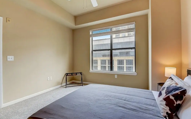 photo 3 of FRONTDESK Oakwood Residence Apts Uptown Dallas