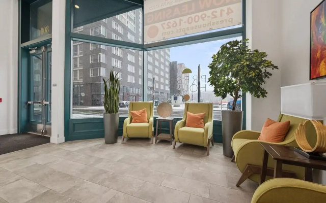 photo 2 of Apartments in Pittsburgh's Cultural District by Frontdesk
