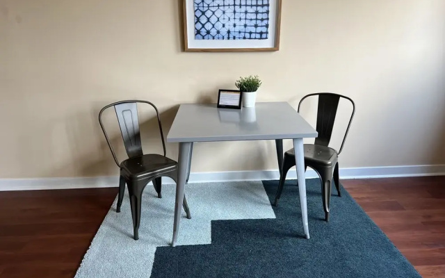photo 4 of FRONTDESK Sycamore Place Apts Downtown Cincinnati