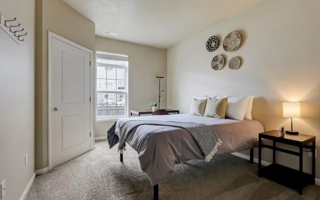 photo 4 of FRONTDESK University Edge Notre Dame Apts South Bend