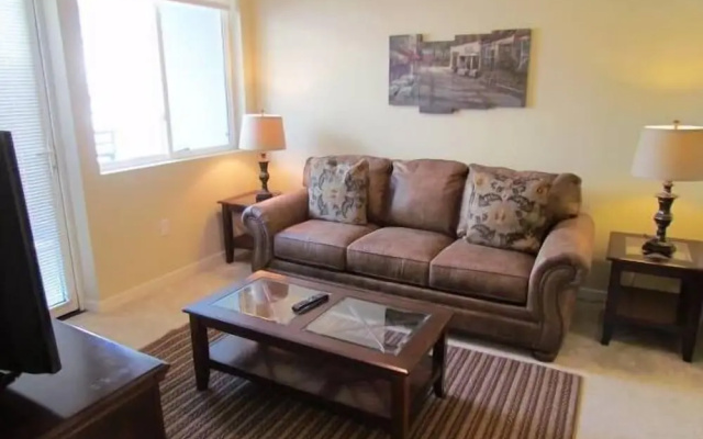 photo 2 of Full Amenities One Bedroom