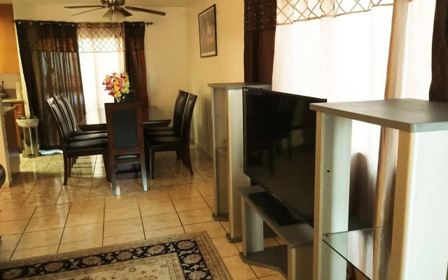 photo 5 of Fully Furnished Apartment in Glendale
