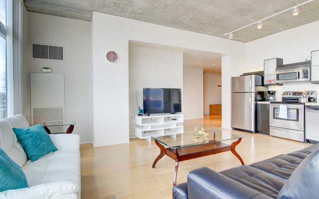 photo 4 of Furnished in Pearl District Apartments