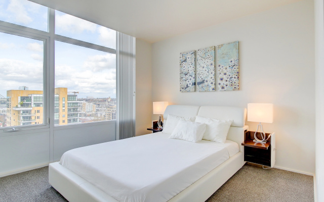 photo 5 of Furnished in Pearl District Apartments