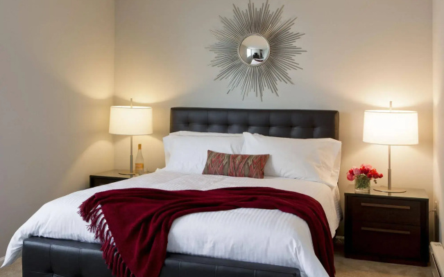 photo 4 of Furnished Quarters Bank Street Commons