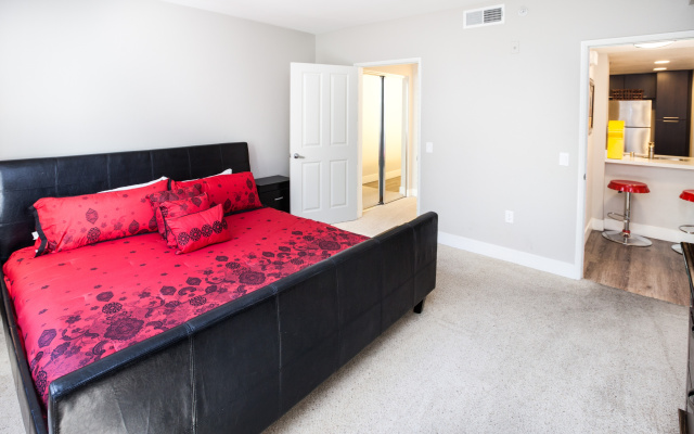 photo 4 of Furnished Suites In Corporate Center Apartments