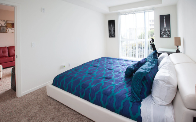 photo 4 of Furnished Suites In Downtown Santa Monica Apartments