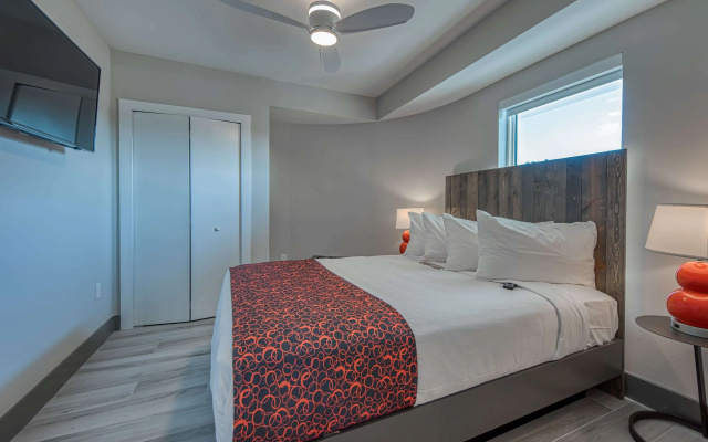 photo 5 of FUSION Resort Waterfront Suites
