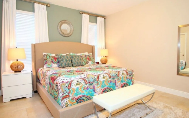 photo 2 of Fv59640 - Solterra Resort - 5 Bed 4.5 Baths Villa