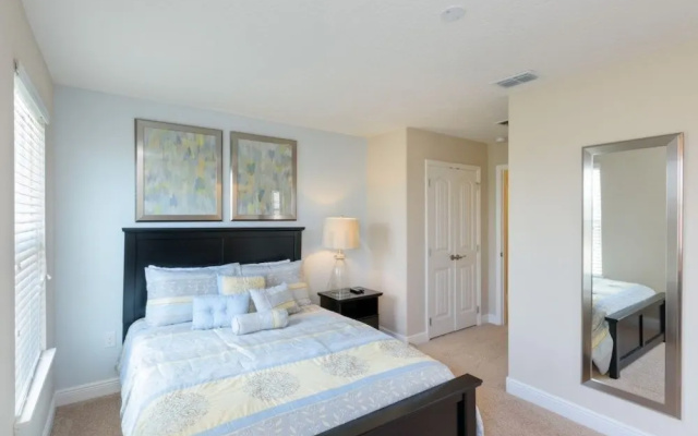 photo 3 of Fv61781 - Solterra Resort - 5 Bed 4.5 Baths Villa