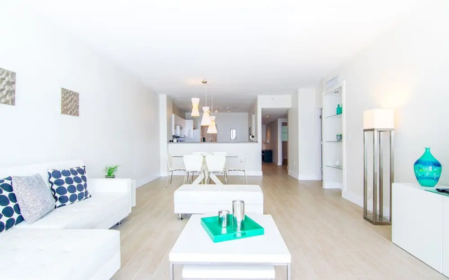 photo 2 of G. Bay Premium Condominium 2 Bedrooms 2 Bathrooms Condo