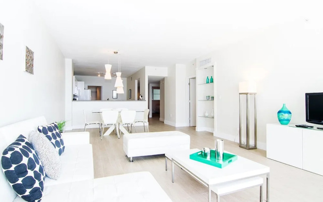photo 3 of G. Bay Premium Condominium 2 Bedrooms 2 Bathrooms Condo