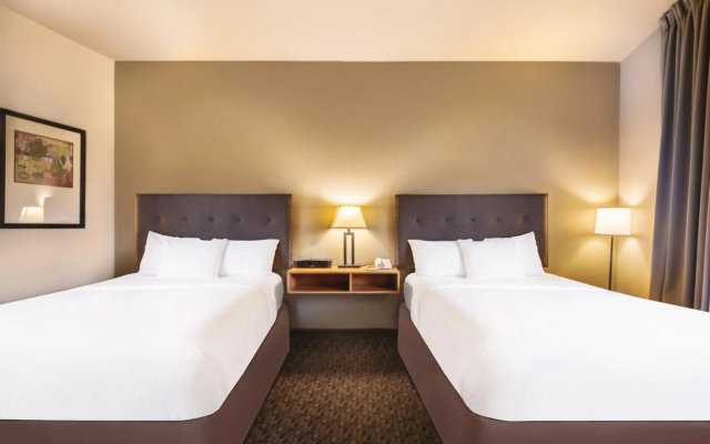 photo 4 of Gaia Hotel & Spa Redding, an Ascend Collection Hotel