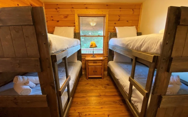 photo 5 of Game Keeper - 3 Br Cabin