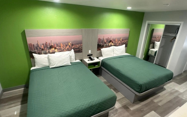 photo 4 of Garden Inn